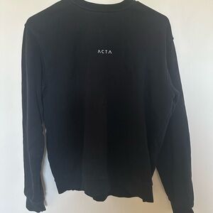 ACTA Black Sweatshirt